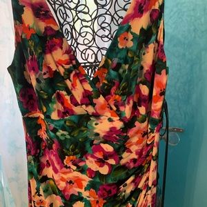Women’s floral print dress